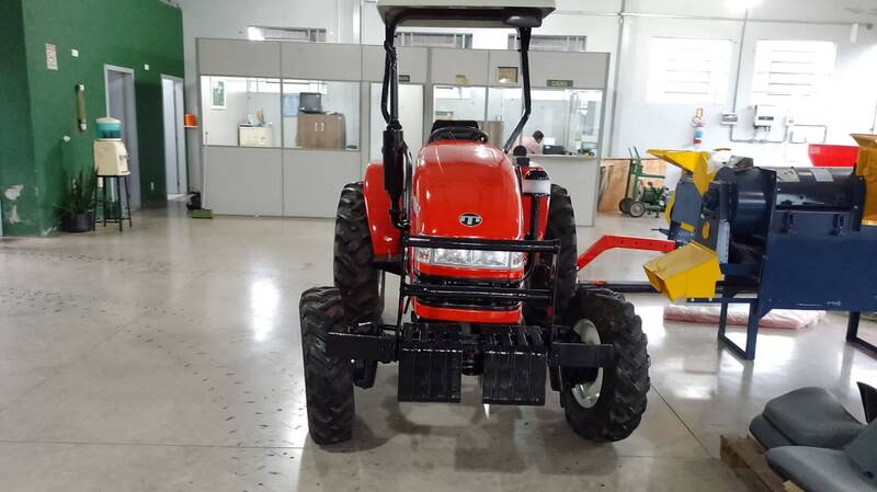 TRATOR TRAMONTINI 5045 - 4X4 - ANO 2014 - "VENDIDO"